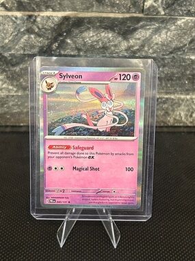 Pokemon Sylveon‎ 040/131 Holo from Prismatic Evolutions Set M/NM
